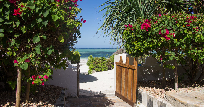 Queen pool och resturang