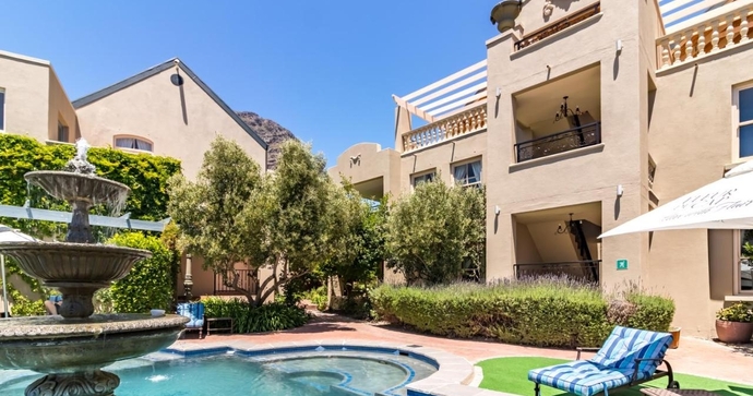 L'Ermitage Chateau & Villas